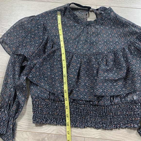 Zara Metallic Thread Printed Crop Blouse - Picture 10 of 12